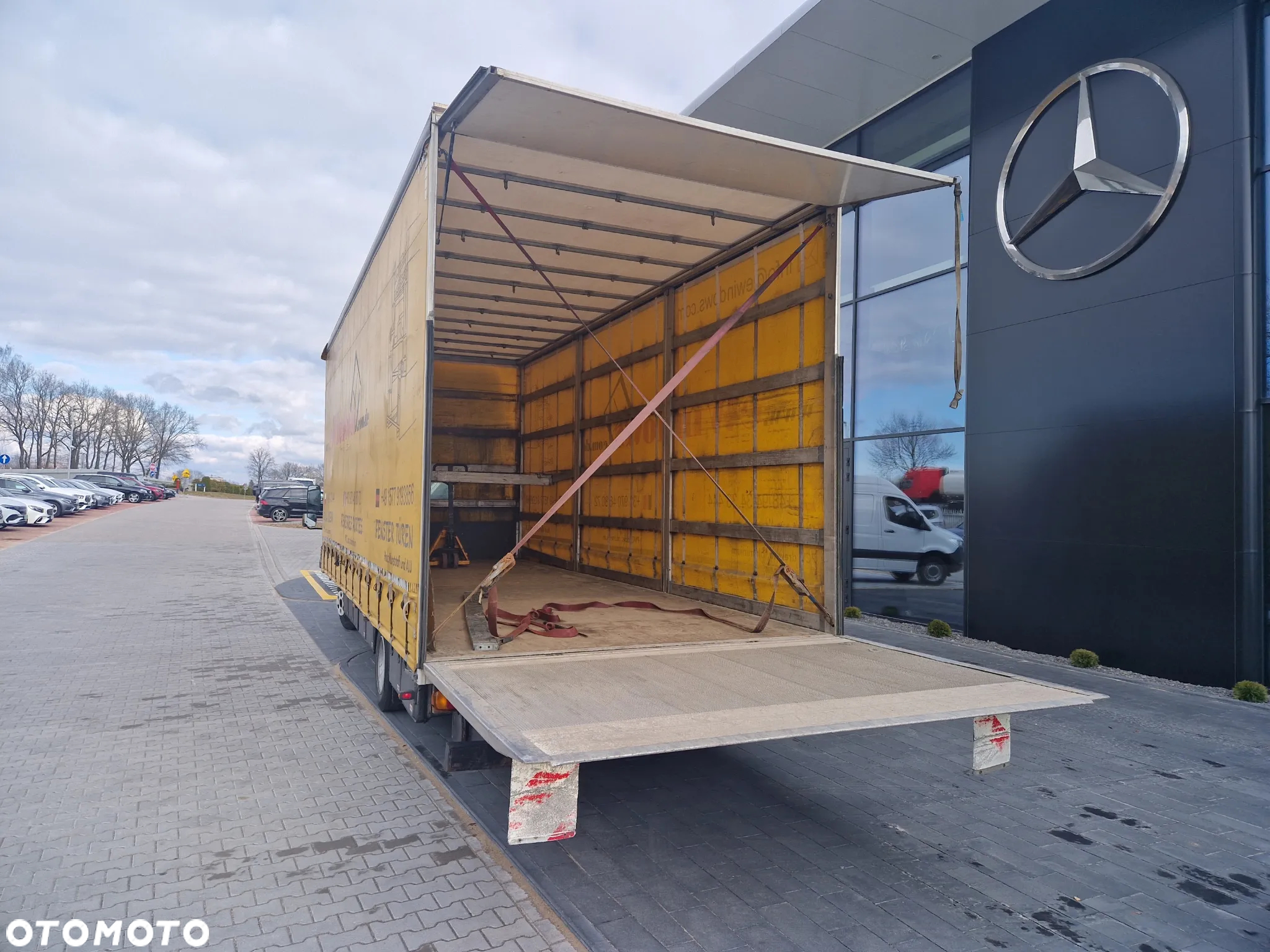 FUSO Canter - 9