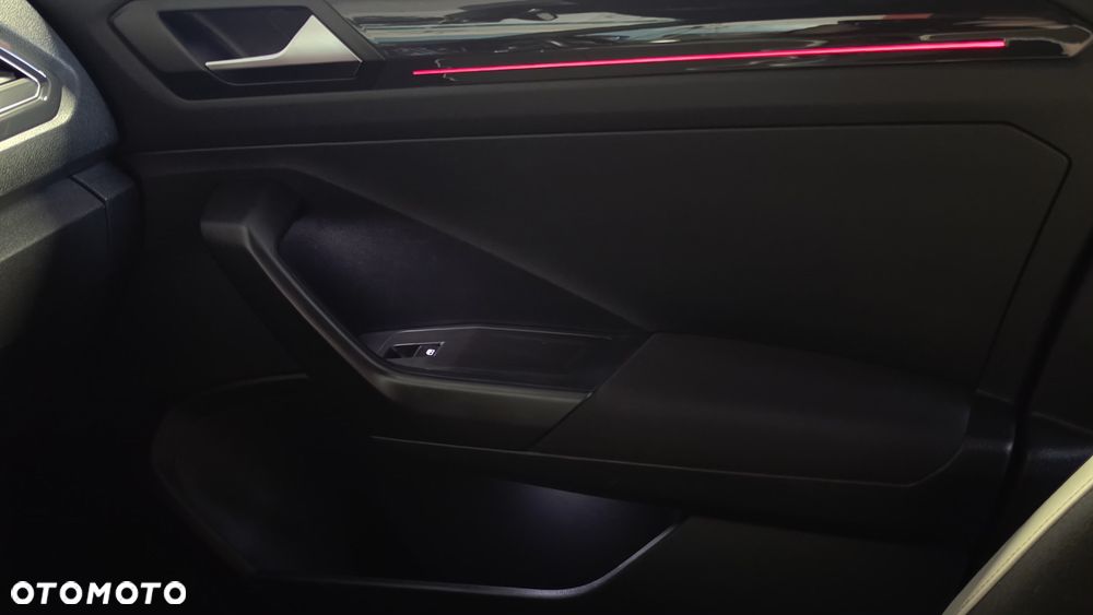 Volkswagen T-Roc 2.0 TSI OPF 4MOTION DSG Sport - 38