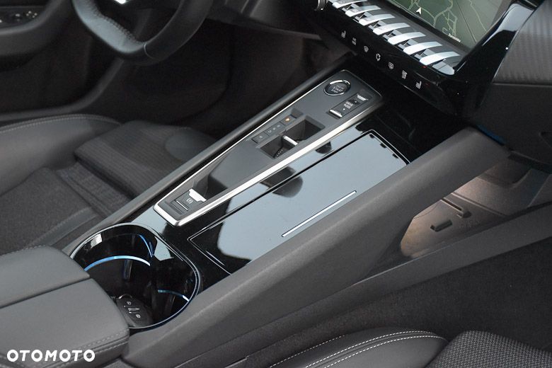 Peugeot 508 1.5 BlueHDi Allure Pack S&S EAT8 - 29