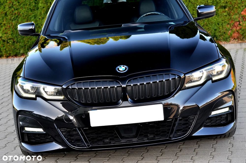 BMW Seria 3 330e xDrive M Sport - 5