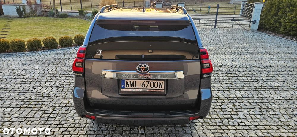 Toyota Land Cruiser LC 2.8 D-4D Invincible - 4