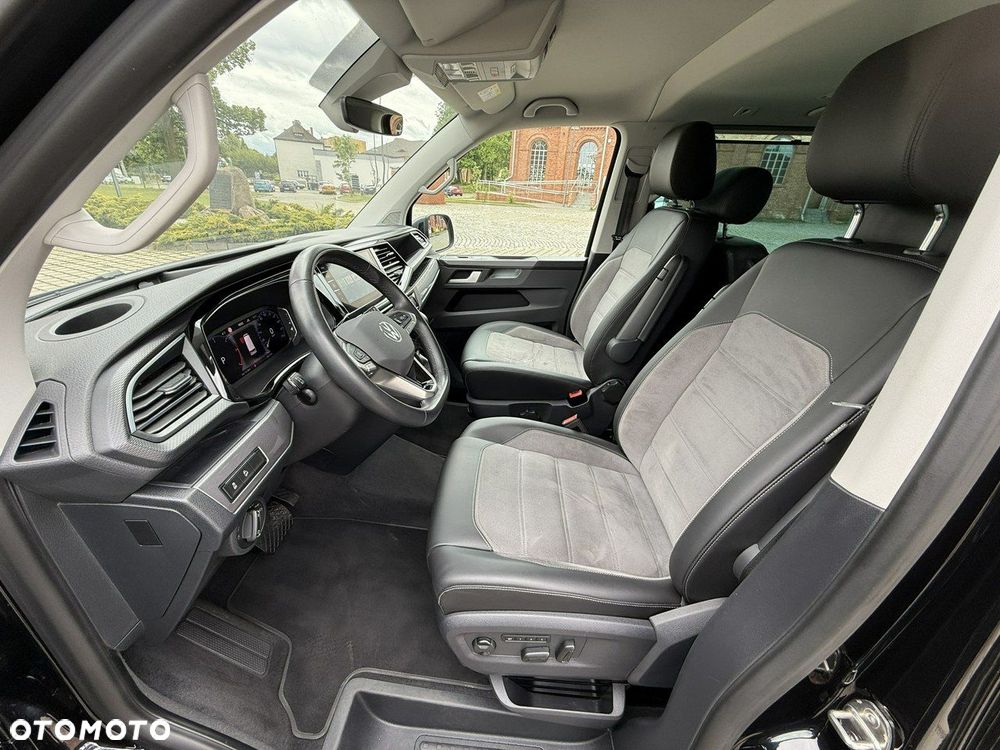 Volkswagen Multivan - 32