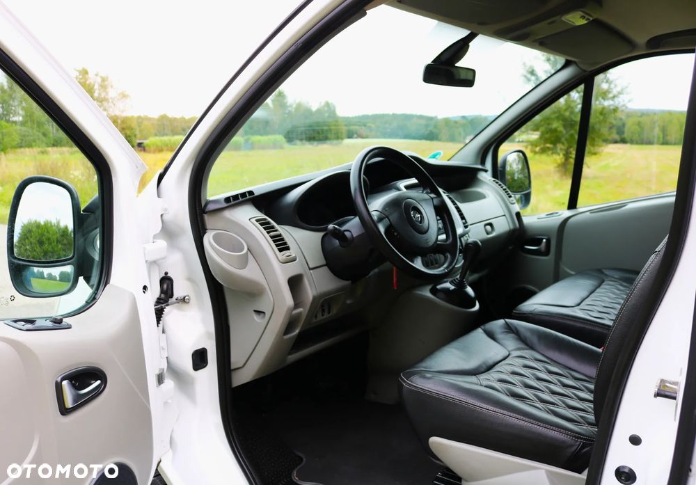 Opel Vivaro - 16