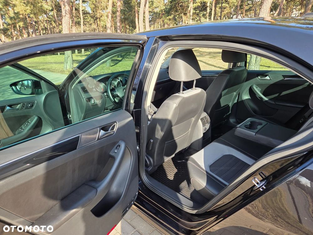 Volkswagen Jetta 2.0 TDI DPF BMT Highline DSG - 13