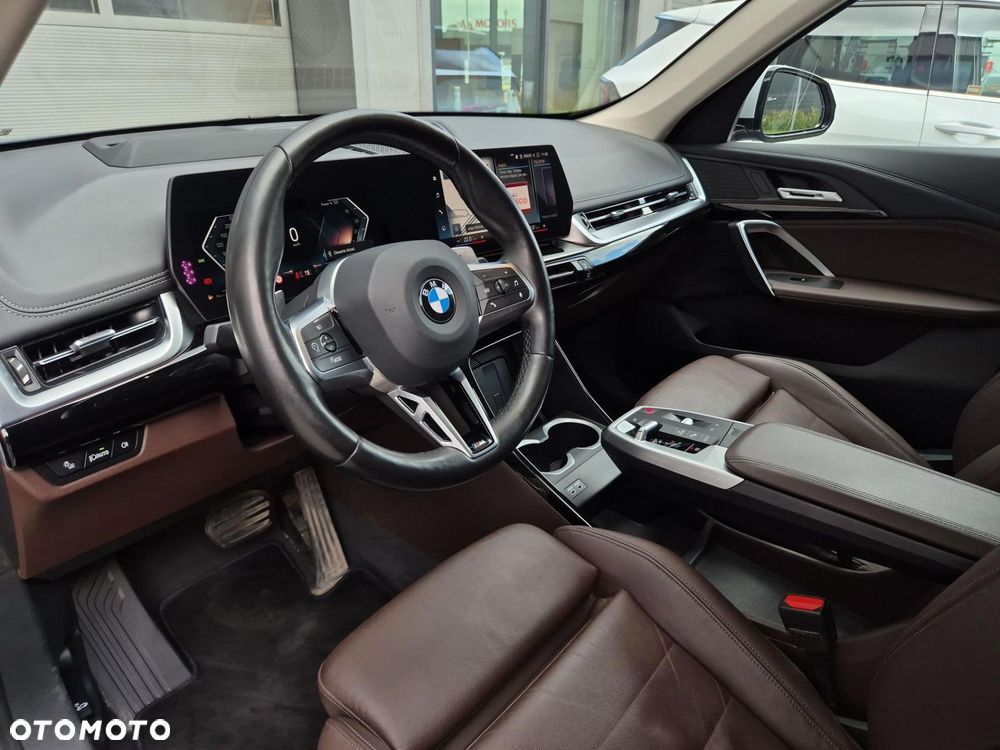 BMW X1 xDrive23i mHEV sport - 9
