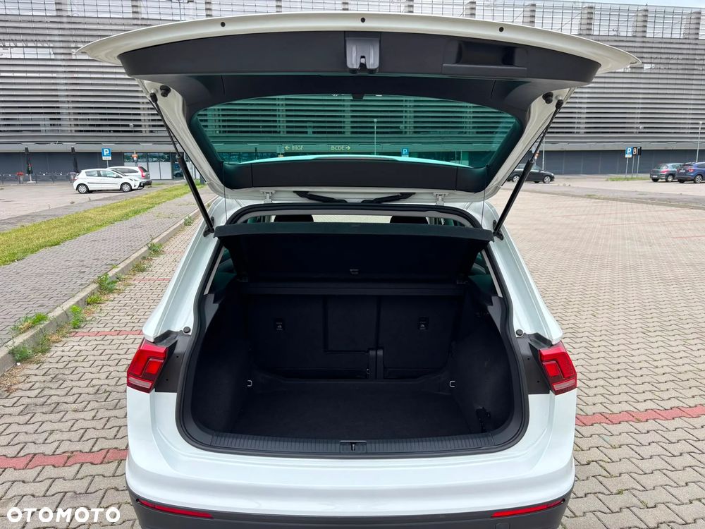 Volkswagen Tiguan 2.0 TDI SCR DSG Elegance - 5