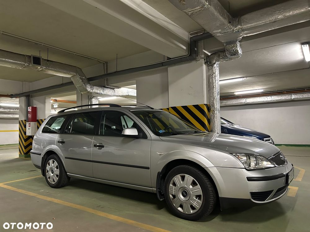Ford Mondeo 2.0 TDCI Ambiente - 19