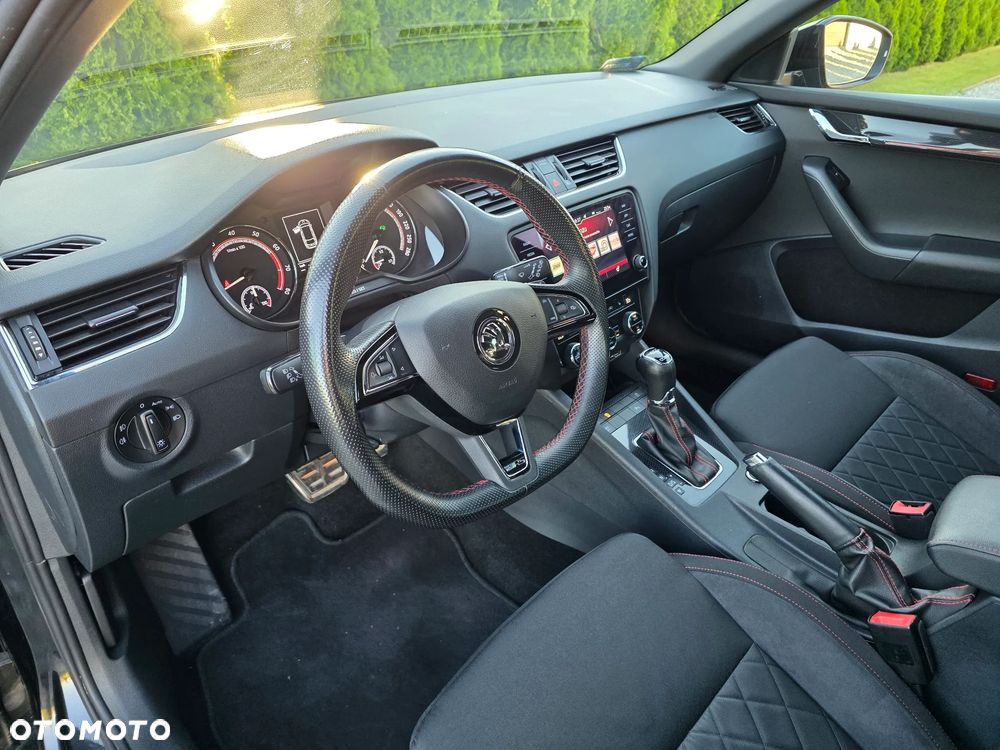 Skoda Octavia 2.0 TSI RS 245 DSG - 26