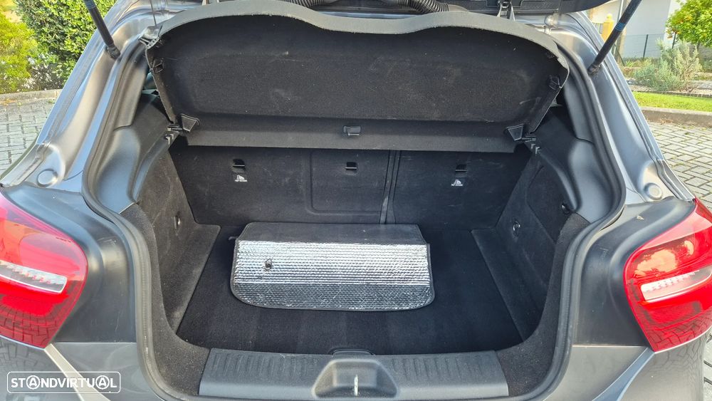 Mercedes-Benz A 180 CDI AMG Line - 7