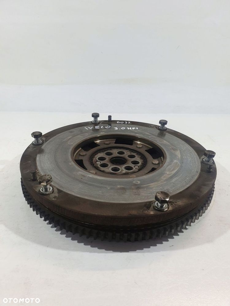 KOŁO DWUMASOWE 504196244 IVECO DAILY 3.0 HPI 06-12 EURO 4 - 3