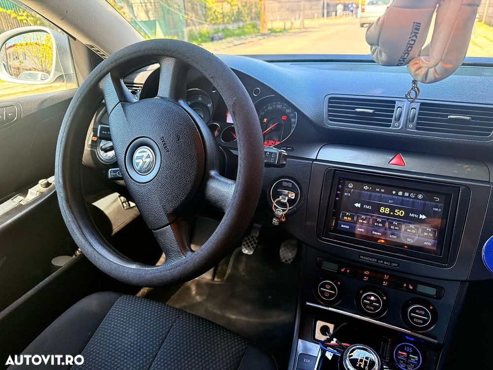 Volkswagen Passat 2.0 TDI Sportline DPF - 4