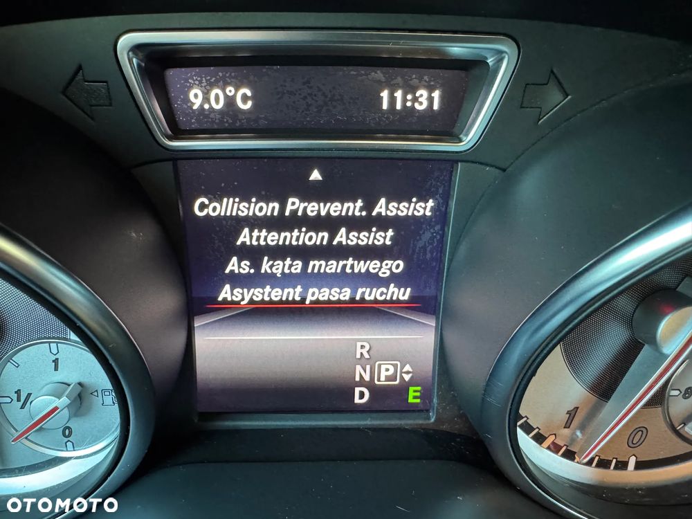 Mercedes-Benz GLA 250 4Matic 7G-DCT AMG Line - 34