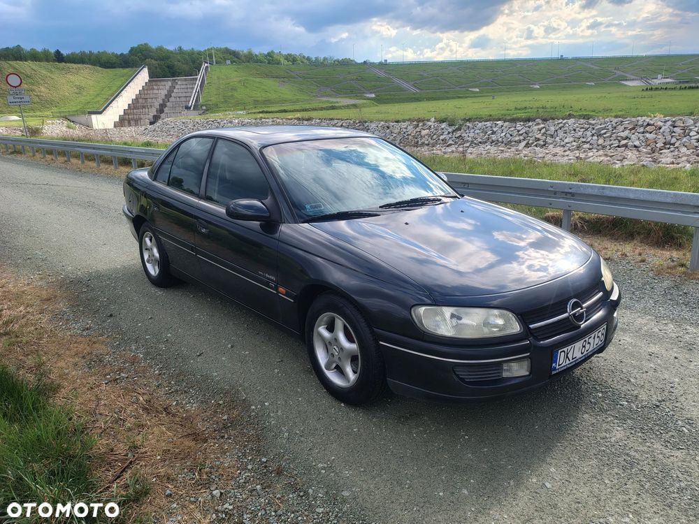 Opel Omega - 2