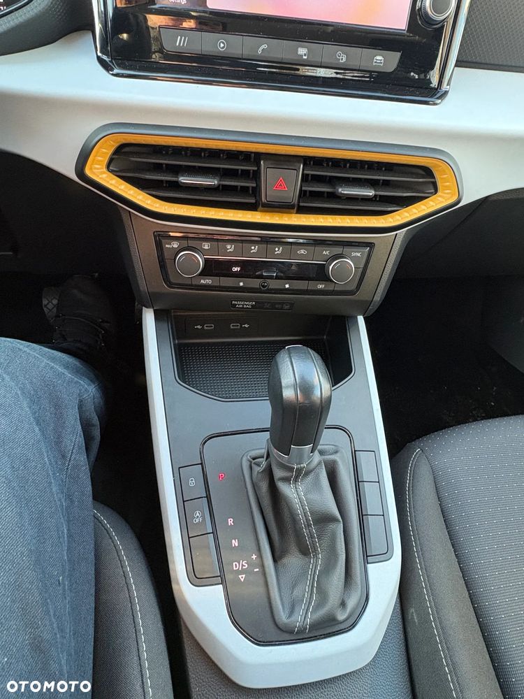 Seat Arona 1.0 TSI Style S&S DSG - 16