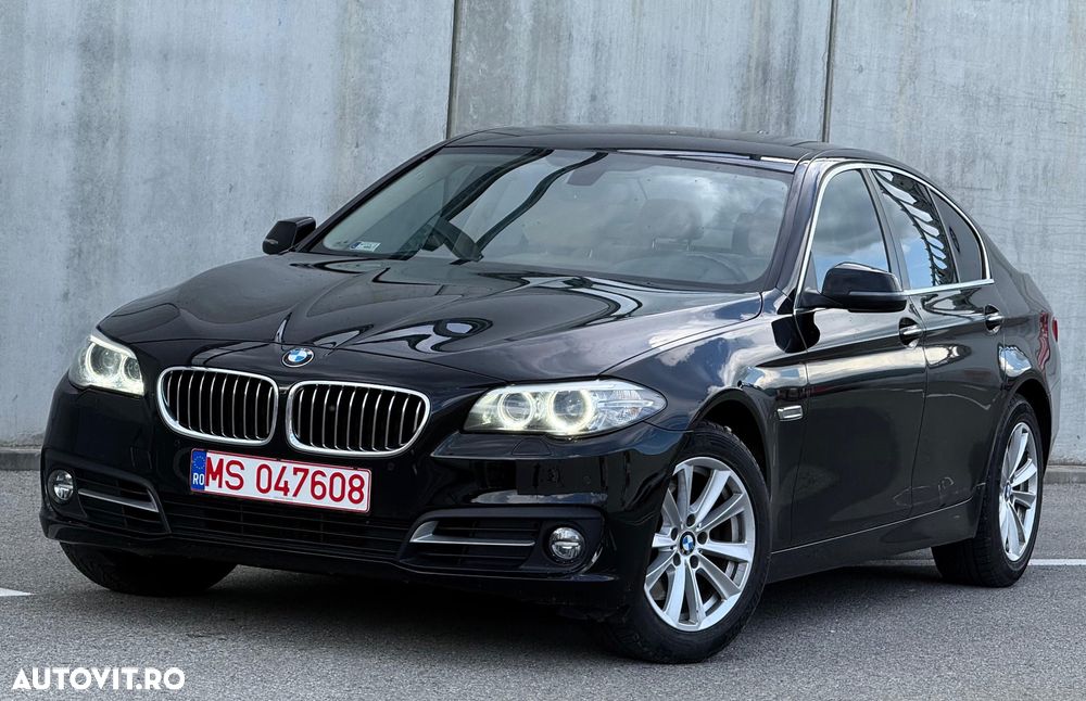 BMW Seria 5 520d xDrive AT - 2