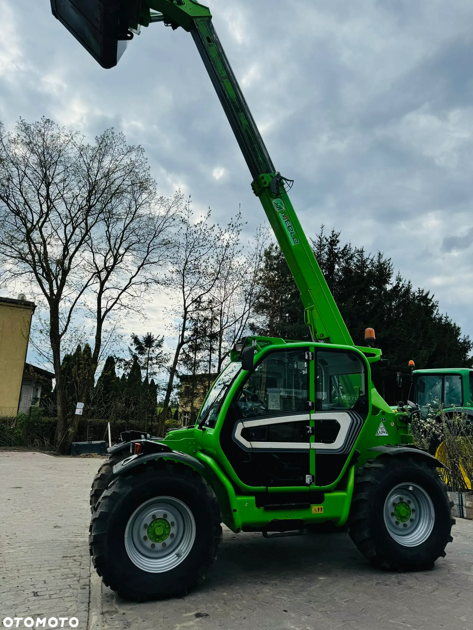 Merlo TF 42.7-156 - 2