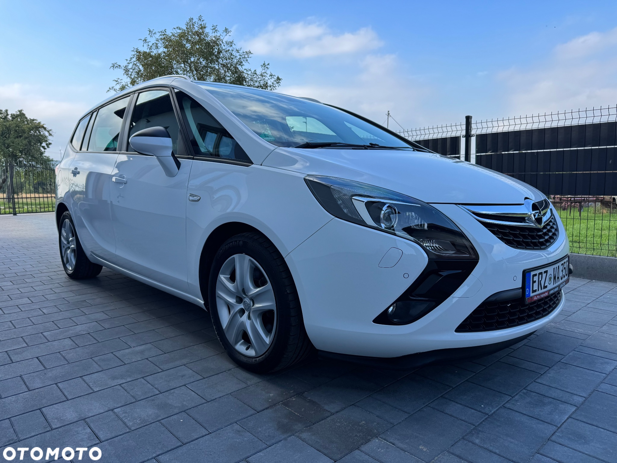 Opel Zafira 2.0 D (CDTI) Automatik Business Innovation - 2