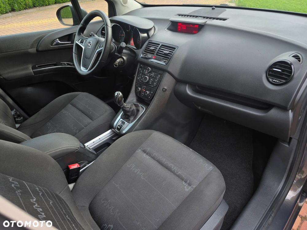 Opel Meriva 1.4 T Cosmo - 14