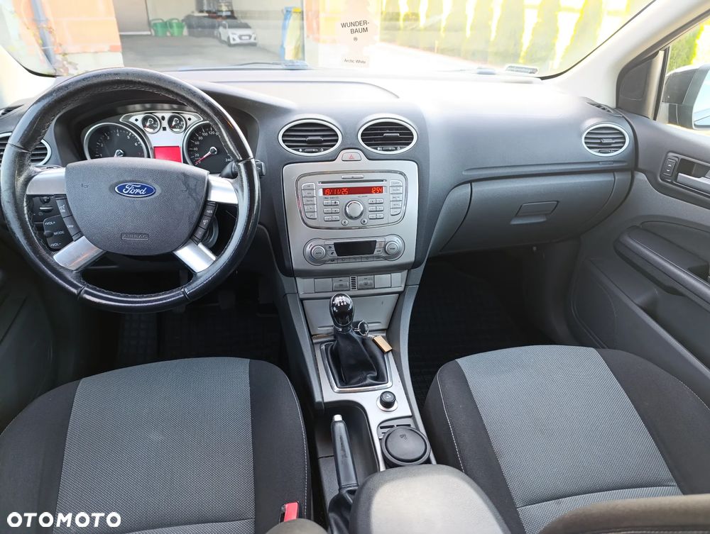 Ford Focus 1.6 16V Black Magic - 10