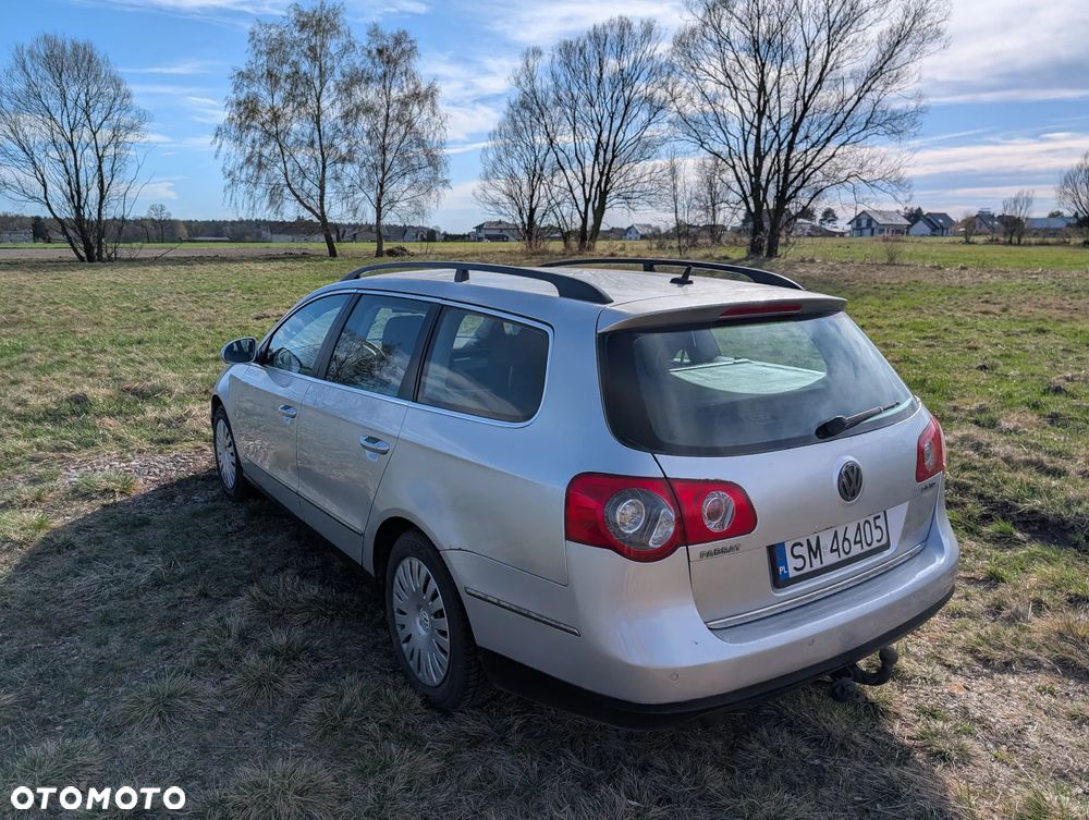 Volkswagen Passat 2.0 TDI Individual - 3