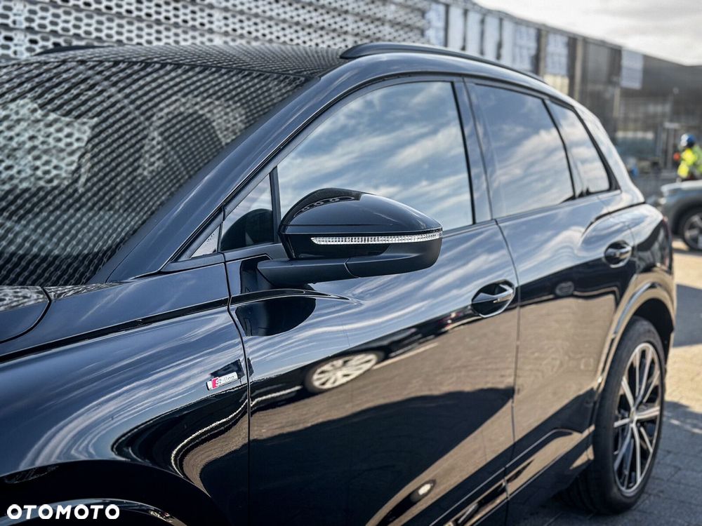 Audi Q4 e-tron - 14