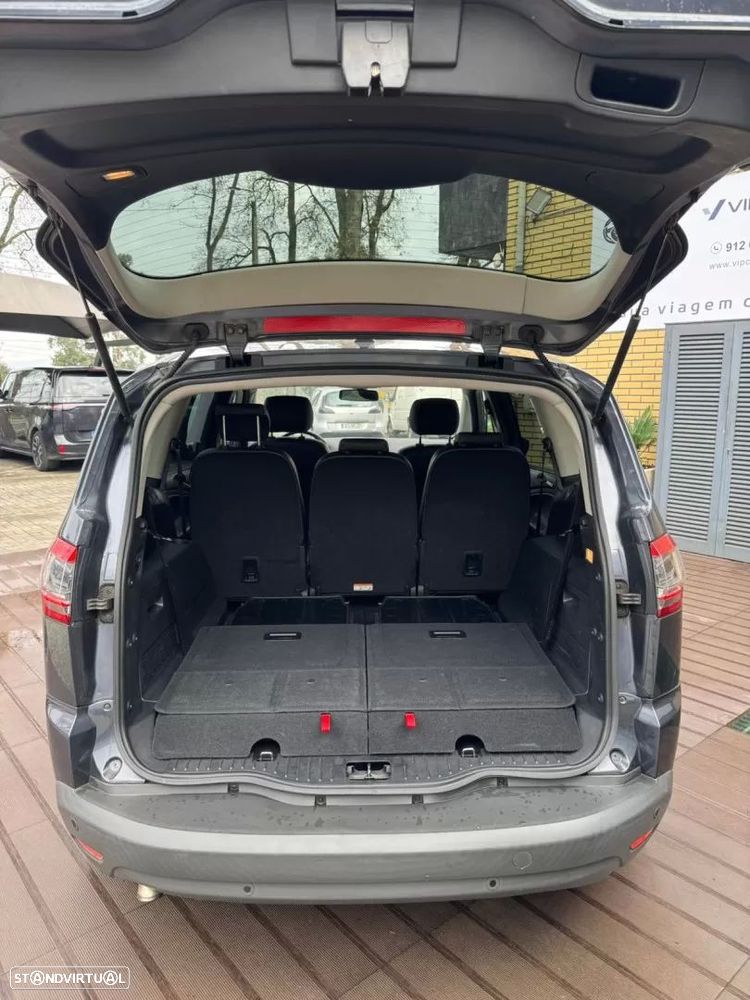 Ford S-Max 2.0 TDCi Titanium 7L - 7