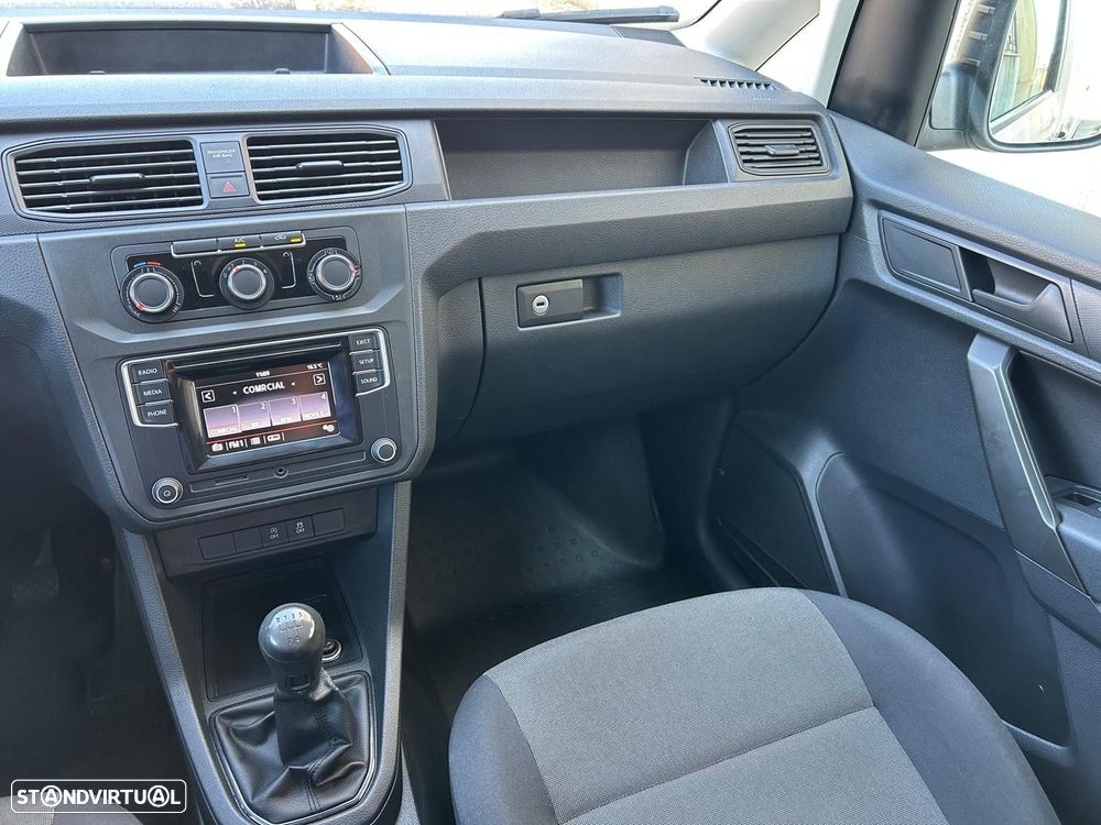VW Caddy Maxi 2.0 TDi BM Extra AC - 26