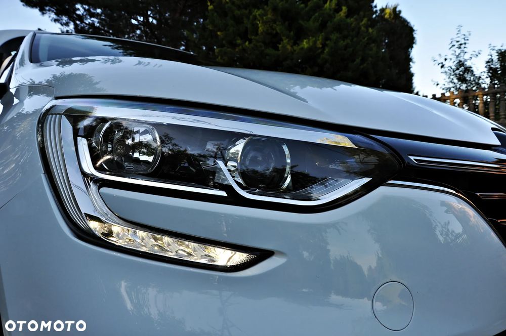 Renault Megane ENERGY TCe 100 EXPERIENCE - 29