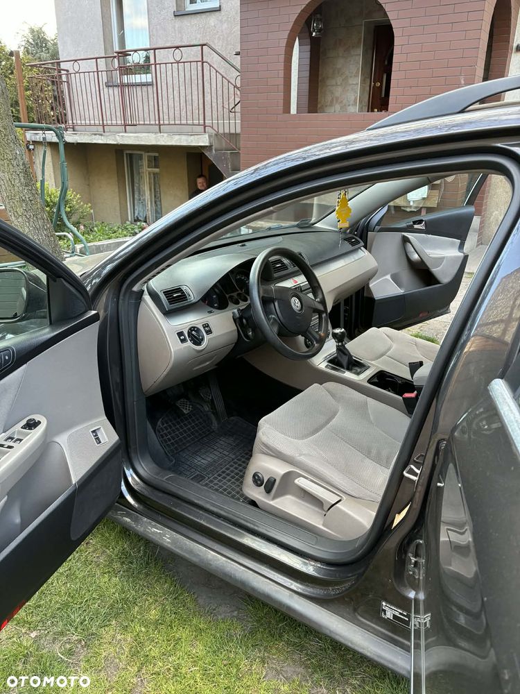 Volkswagen Passat - 7