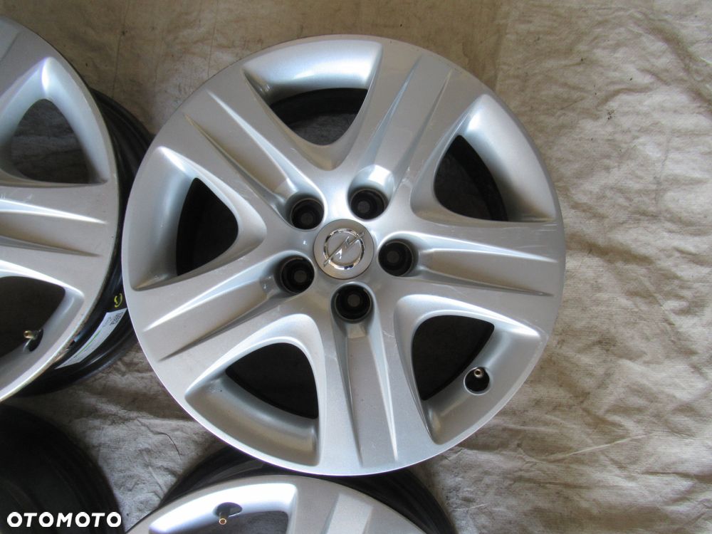 Felgi strukturalne Opel Astra J Ampera Insignia B Zafira 7Jx17 et44 5x115 CZUJNIKI - 5