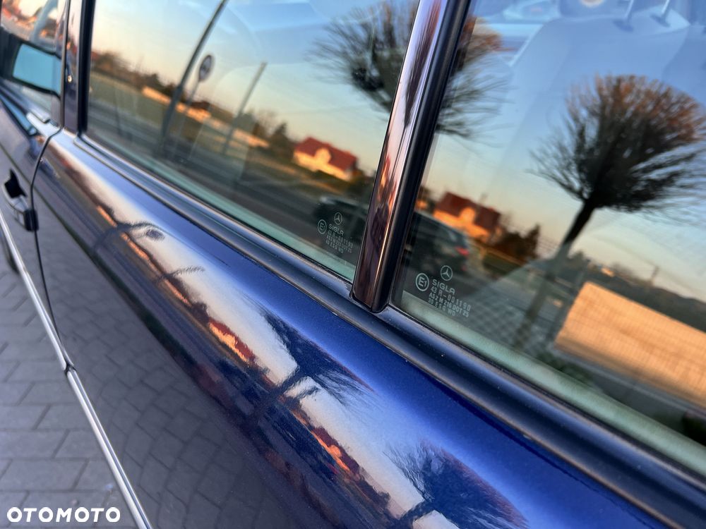 Mercedes-Benz Klasa E 260 - 8