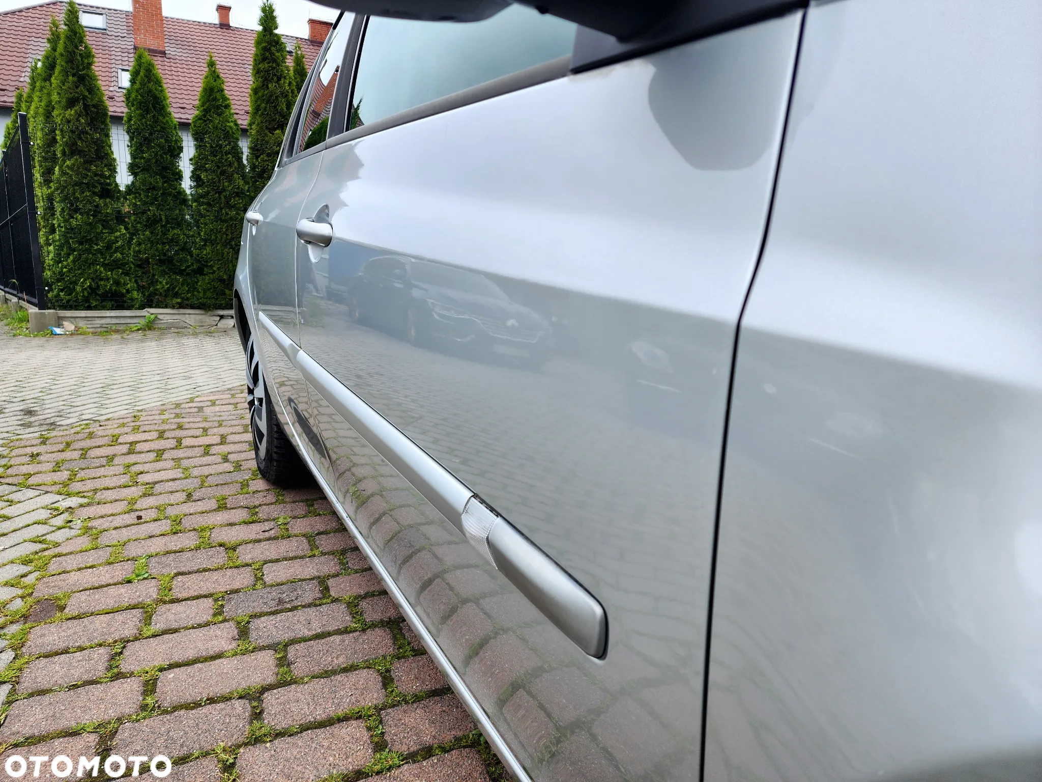 Renault Clio - 12