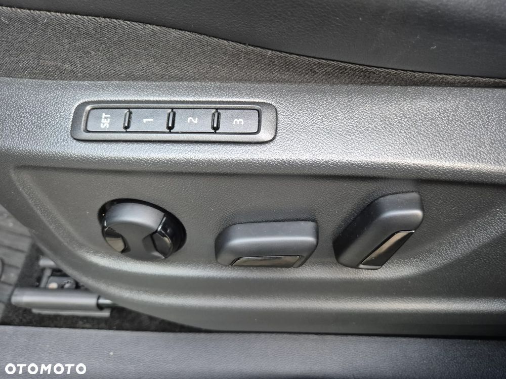 Skoda Kodiaq 2.0 TSI 4x4 L&K DSG - 33