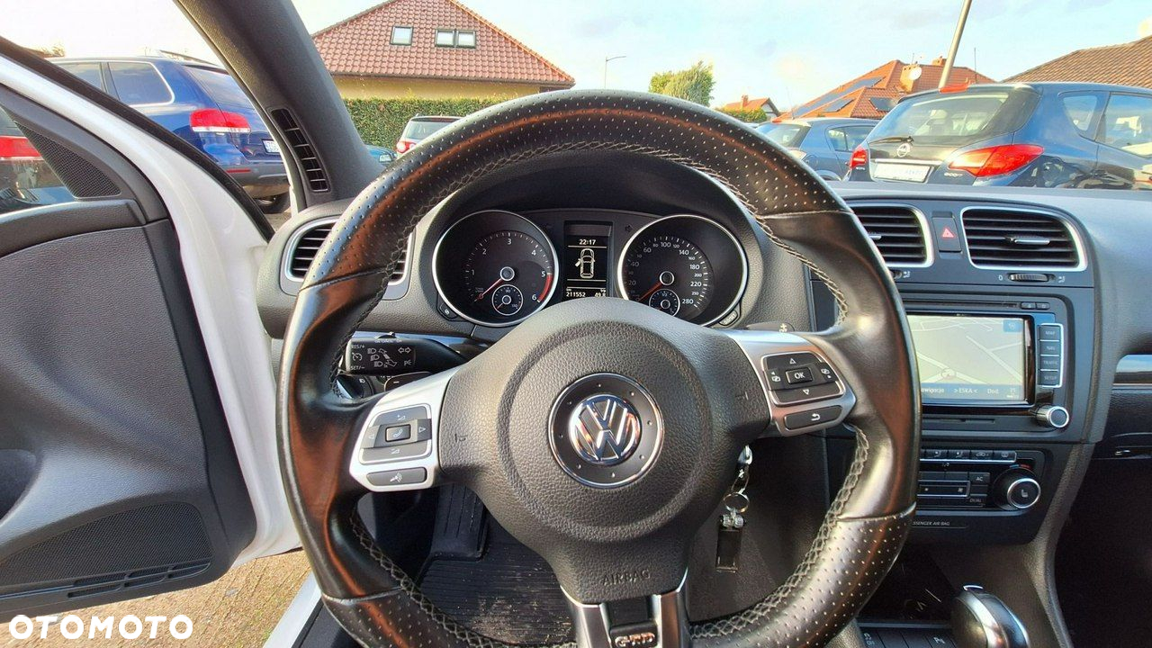 Volkswagen Golf - 19