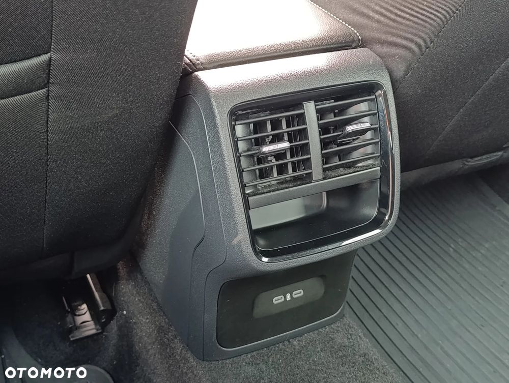 Skoda Octavia 2.0 TDI Selection DSG - 36