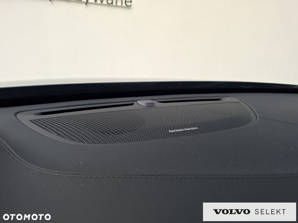 Volvo XC 90 - 30