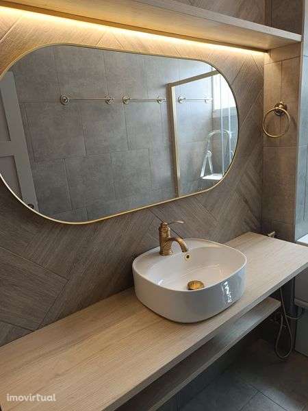 T2 remodelado no centro de Vila Franca de Xira - Grande imagem: 2/7