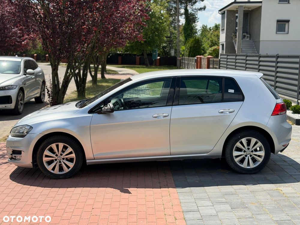 Volkswagen Golf 1.6 TDI BMT Comfortline - 8