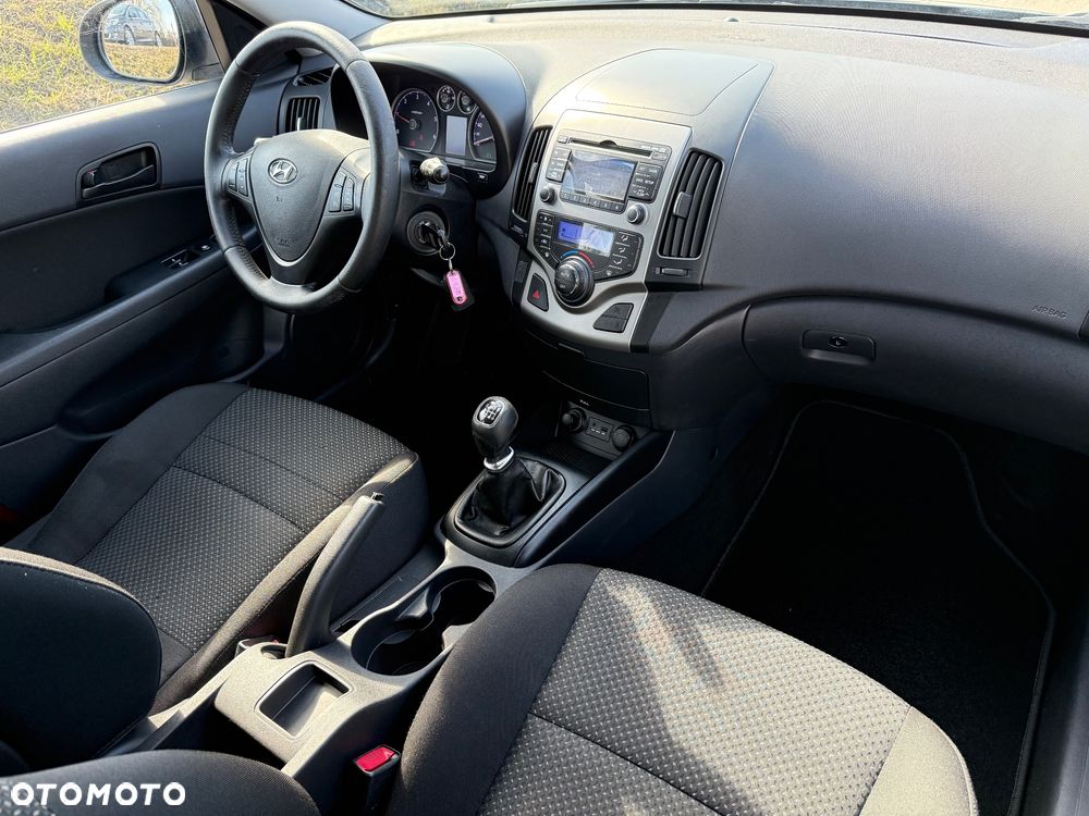 Hyundai i30 1.6 CRDi Edition 20 - 18