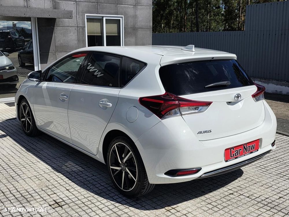 Toyota Auris 1.4 D-4D Comfort+Pack Techno - 12