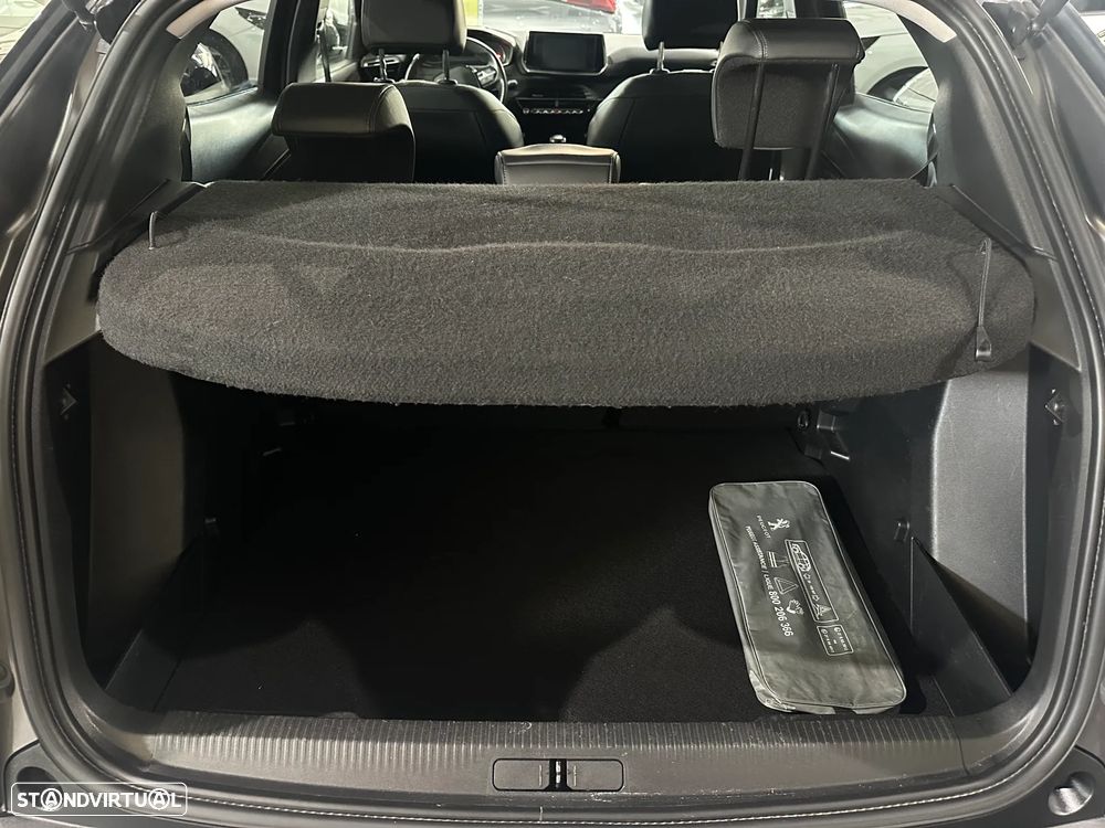Peugeot 2008 1.2 PureTech Active - 4