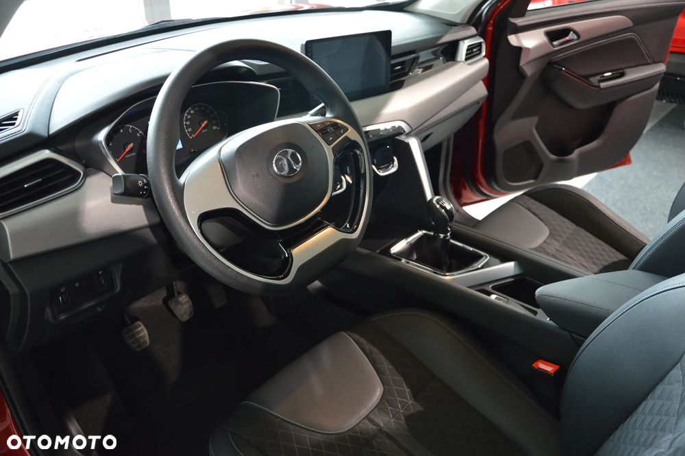 BAIC 3 1.5T Luxury - 6