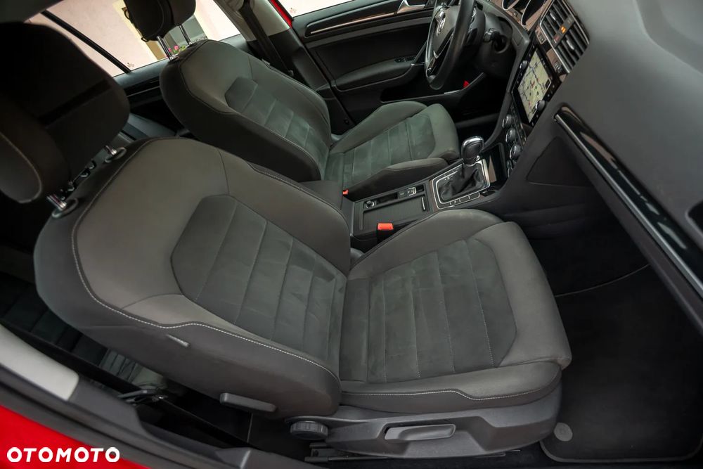 Volkswagen Golf Variant 2.0 TDI SCR DSG Highline - 20