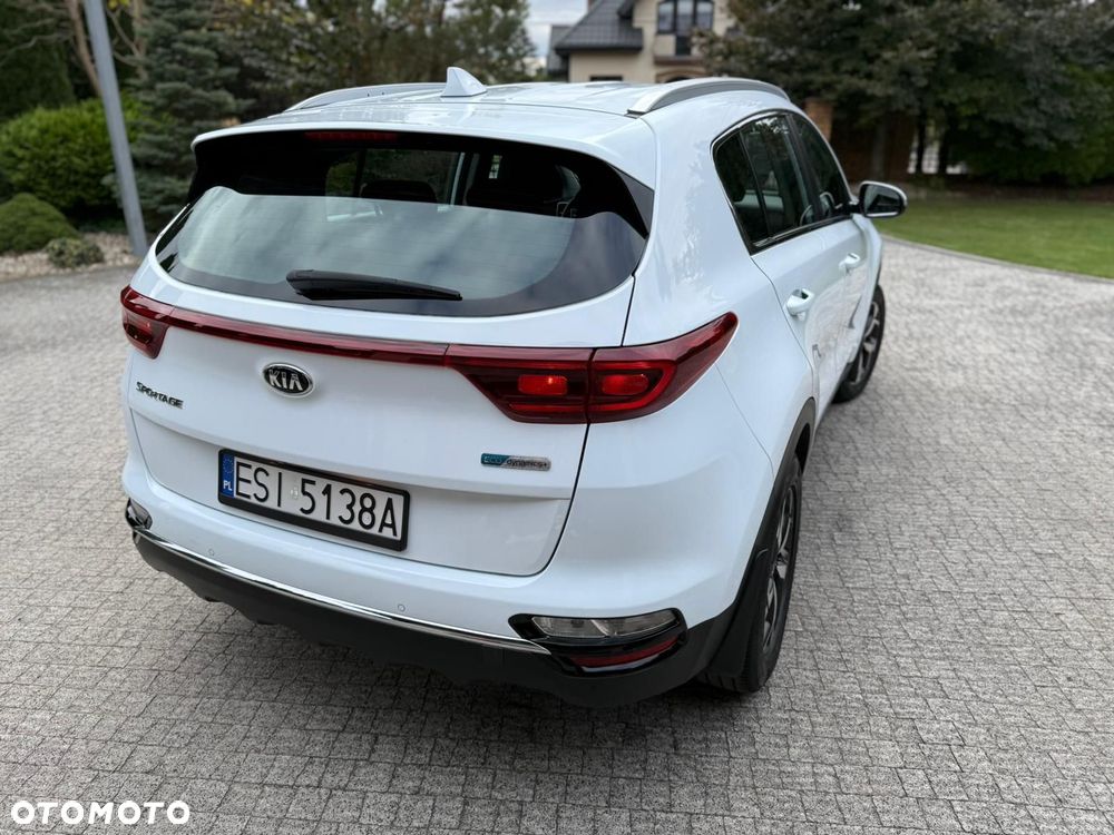 Kia Sportage 1.6 CRDI AWD Eco-Dynamics+ (48V M-H) DCT PLATINUM - 4