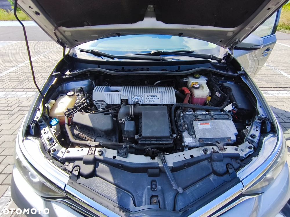 Toyota Auris Hybrid 135 Prestige - 27