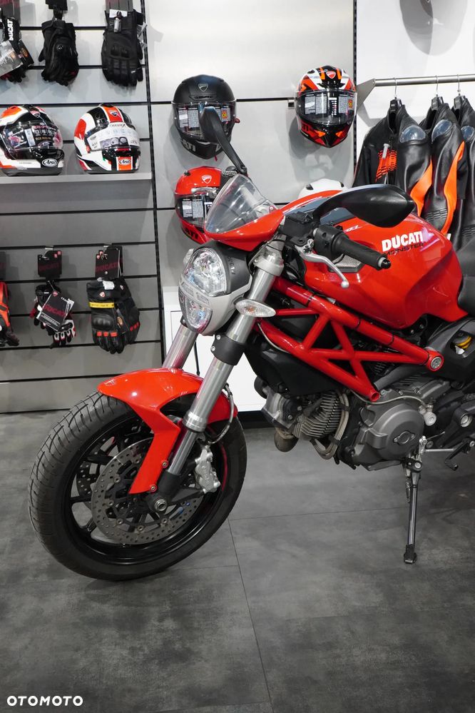 Ducati Monster - 4