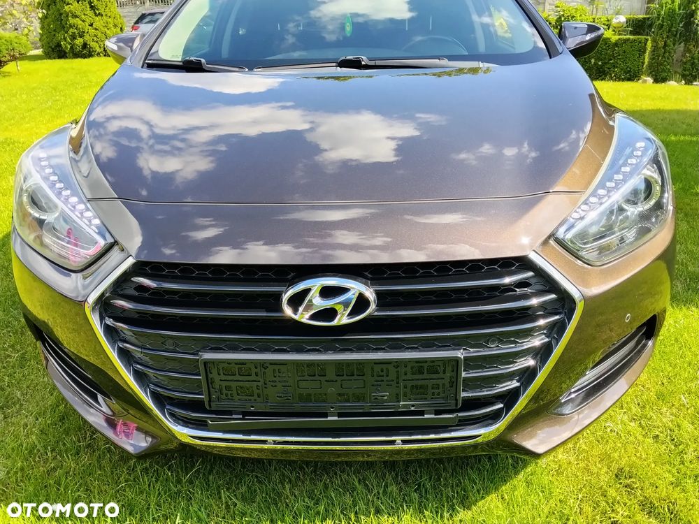 Hyundai i40 Kombi 1.6 Trend - 9