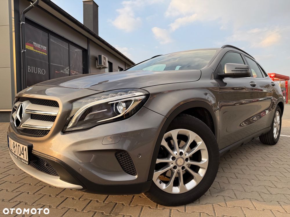 Mercedes-Benz GLA - 1