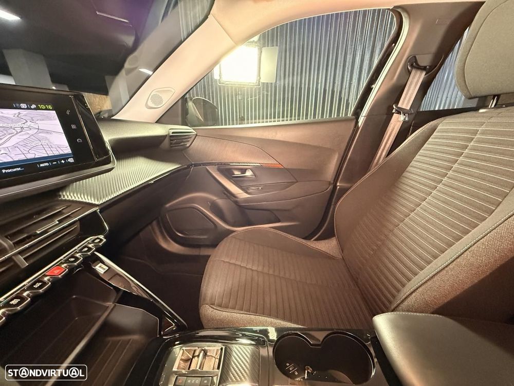 Peugeot e-2008 50 kWh Active Pack - 34