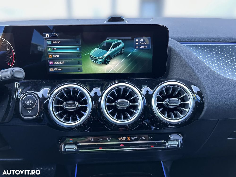 Mercedes-Benz GLA 220 4MATIC MHEV - 21